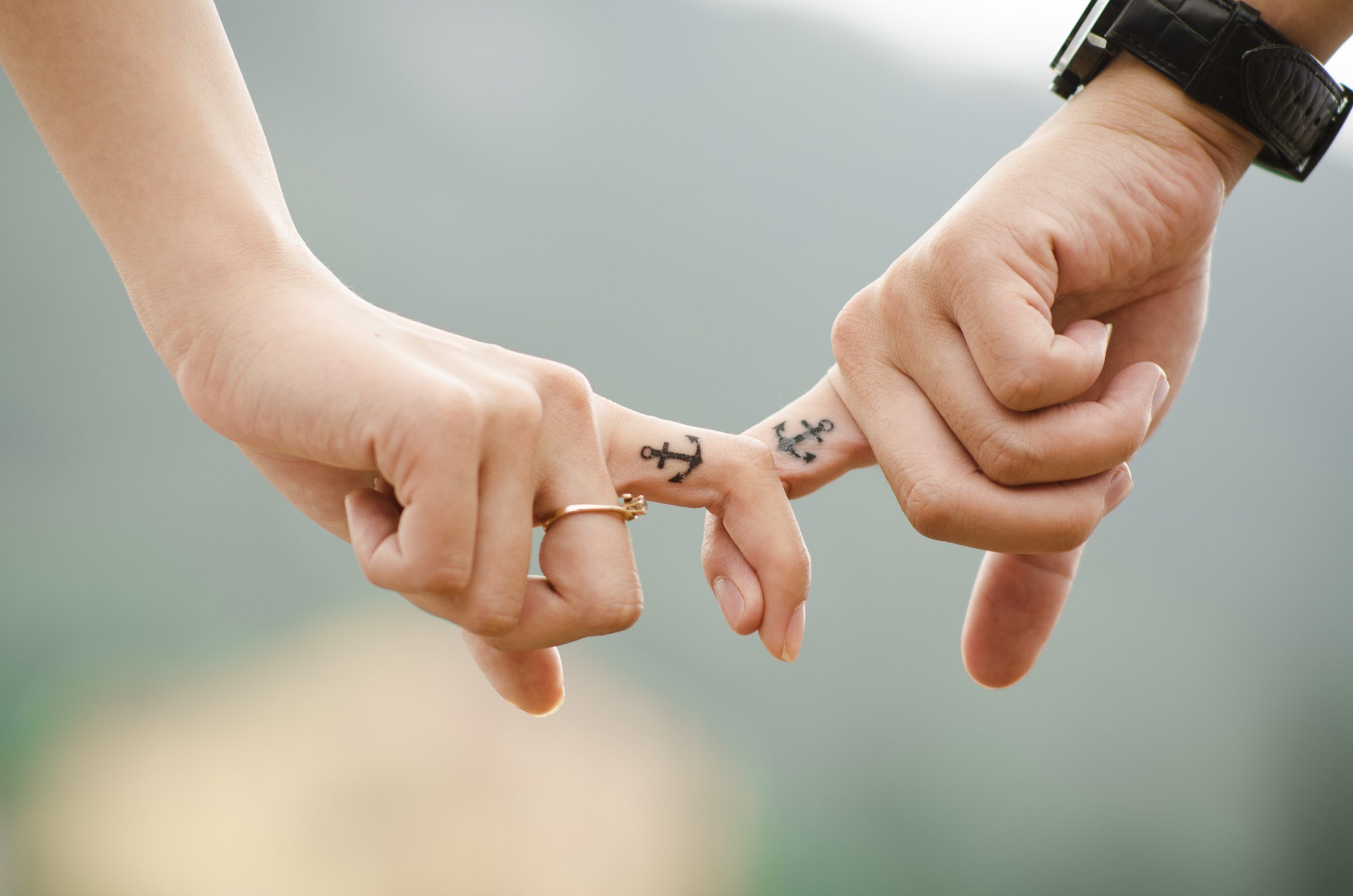 hand-person-abstract-people-photography-love-1094128-pxhere.com_